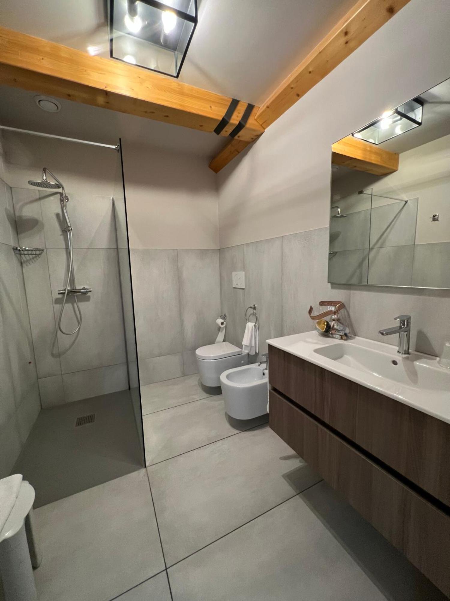 ולדוביאדנה Nuova Filanda Rooms And More מראה חיצוני תמונה